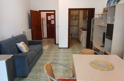 Valverde Apartment | CN010 - Cesenatico, large three-room apartment facing the sea with beach