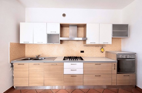 Cesenatico Apartment | CN034 - Cesenatico, spacious three-room apartment with balcony, 100 meters from the sea.
