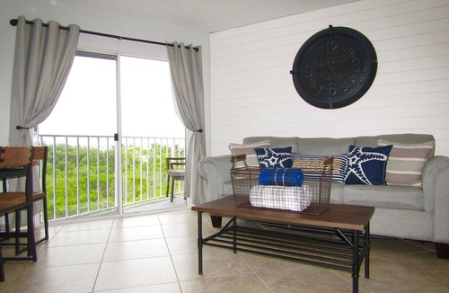 Tavernier Condo | Coastal comfort in Ocean Pointe Suites.