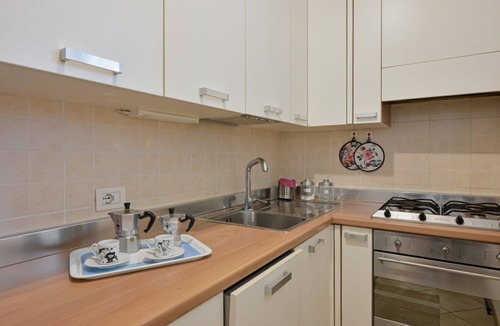 Luni Mare Apartment | Comfortable 75 sqm apartment, accommodating up to 6 people, located on the second floor of a building without an elevator.The property is located in Luni Mare, in a well-served residential area. The location is convenient, a short distance from the sea a