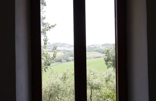 Barchi Apartment | Comfortable and spacious apartment on small estate, central in Le Marche.