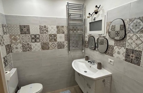Sezze Apartment | Completely renovated 1600 house in the center with indoor parking