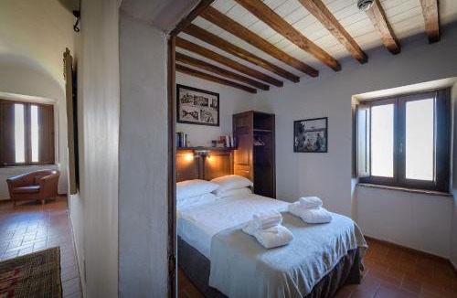 Tolfa Hostel | Convento dei Cappuccini