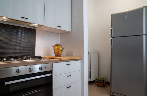 Montesilvano Apartment | Cosy apartment for 7 guests with WIFI, TV, balcony and pets allowed