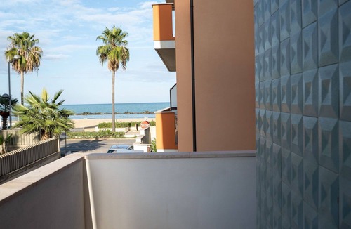 Montesilvano Apartment | Cosy apartment for 7 guests with WIFI, TV, balcony and pets allowed