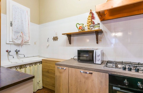 Cecina Apartment | Cosy apartment for 10 guests with A/C, WIFI, pool, TV, terrace, pets allowed and panoramic view