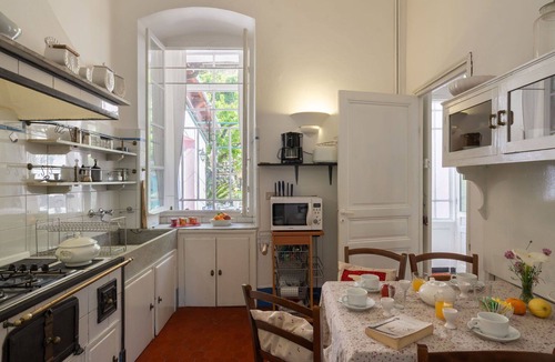 Prela Apartment | Cosy apartment for 3 people with TV, patio and pets allowed