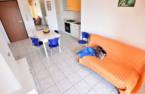 Silvi Marina Apartment | Cosy apartment for 4 guests with WIFI, TV, balcony and pets allowed