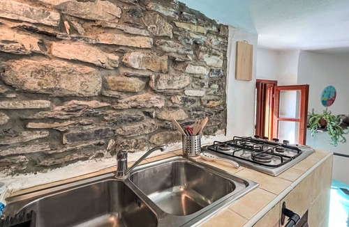 Prela Apartment | Cosy apartment for 4 people with WIFI and pets allowed