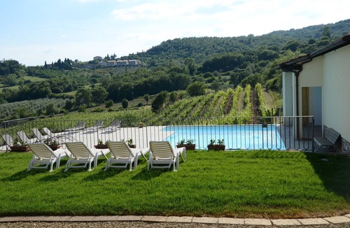 Capolona Apartment | Cosy apartment for 6 guests with pool, WIFI, TV and pets allowed, close to Arezzo