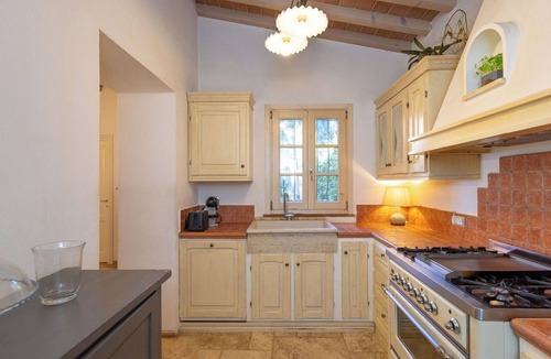 Guardistallo House | Cosy apartment in villa for 6 people with WIFI, A/C, TV, terrace, pets allowed and panoramic view