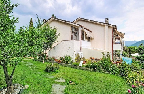 Casarza Ligure Apartment | Cosy apartment for 6 guests with private pool, A/C, WIFI, TV and terrace