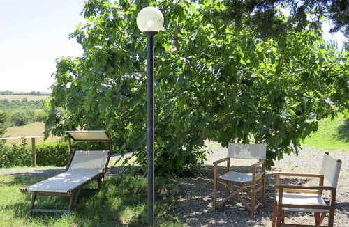 Montecatini Val di Cecina Apartment | Cosy apartment for 3 people with WIFI, pool, patio, pets allowed and parking