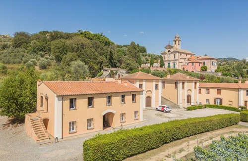 Sestri Levante Villa | Cosy apartment in villa for 6 people with WIFI, TV and pets allowed