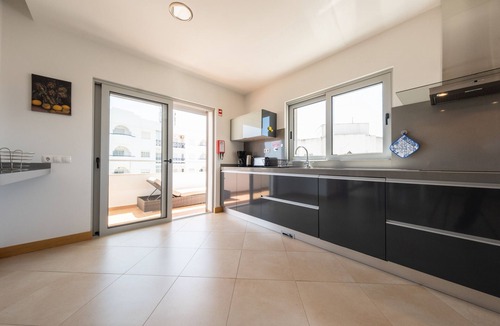 Lagos Apartment | Cosy modern apartment [73]