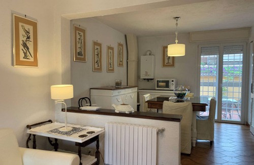 Anzio Villa | Cottage 300 mt from the sea, garden, barbecue, equipped and free beach