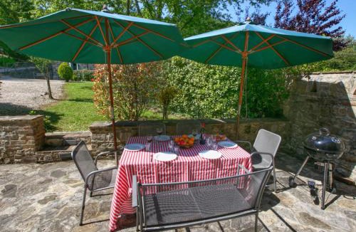 Lisciano Niccone House | Cottage in Umbria with pool