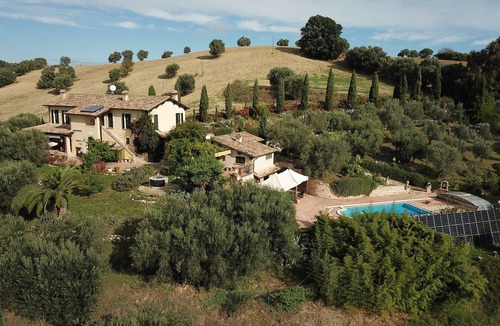 Monteprandone Villa | Country villa in panoramic location with pool and close to the beach (9km)