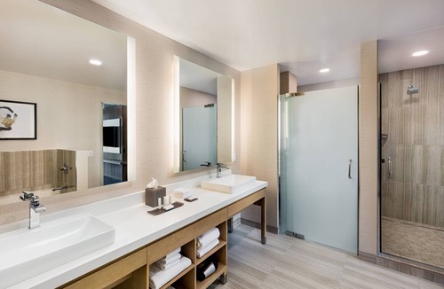 Monterey Park Hotel | Courtyard by Marriott Los Angeles Monterey Park