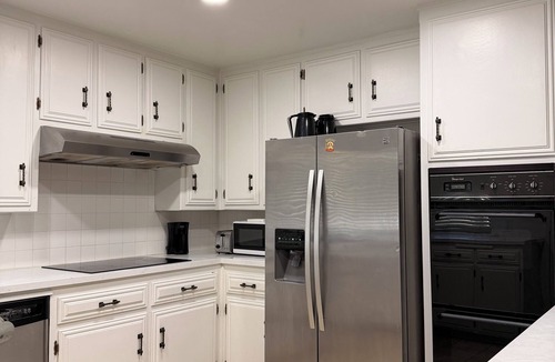 Lancaster Apartment | Cozy 1-bedroom 2 bed studio in pleasant Lancaster