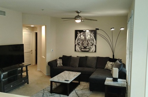 Garden Grove Apartment | Cozy 2-BD/2BA Apt! 5Mins to Disney! Angel stadium! Honda Center! The Outlets!