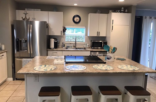 Twin Lakes House | Cozy 2-Bedroom, 2-Bath Retreat in Key Largo