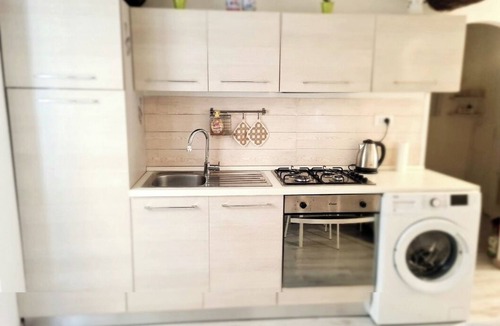 Badalucco Apartment | Cozy 45 Sqm Apartment Badalucco Comfort Nature