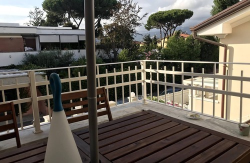 Marina di Carrara Apartment | Cozy apartment 800 mt from the beach