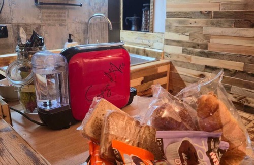 Stroncone Apartment | Cozy apartment in the Umbrian countryside, small animals welcome!