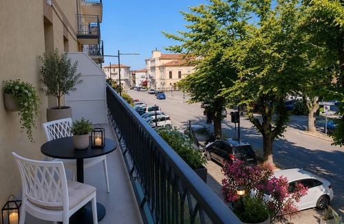 Orsogna Condo | Cozy apartment overlooking the main square