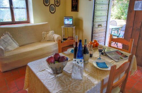 Paciano House | Cozy Farmhouse in Paciano with Private Pool