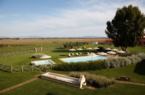 Tarquinia Apartment | Cozy ground floor apartment for 4 people.