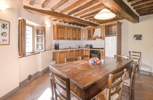 Cortona House | Cozy home in Cortona AR with private swimming pool, can be inside or outside