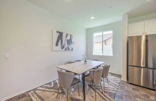 Lancaster House | Cozy Lancaster Getaway｜3BR｜Spacious Yard｜Pet-Friendly & Work-Ready#41589