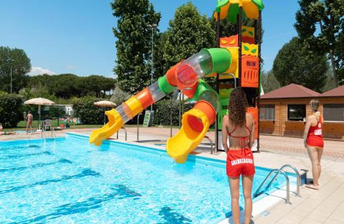 Zadina Pineta House | Cozy mobile home in Cesenatico