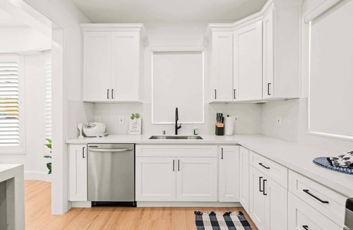 Harbor Cottage | Cozy Retreat Near Downtown Perfect for Families