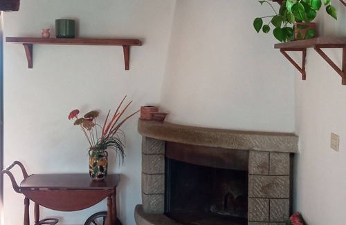Seggiano Apartment | Cozy Studio Apartment in the Tuscan Countryside