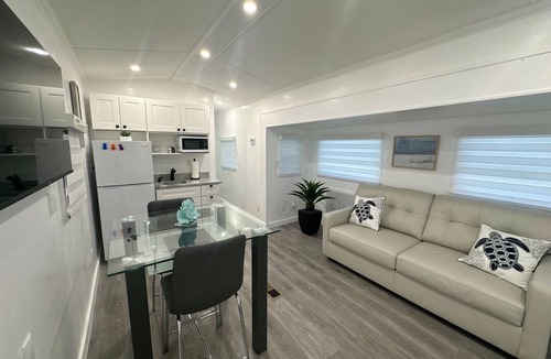 Key Largo Village House | Cozy Trailer Retreat - Key Largo