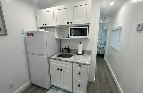 Key Largo Village House | Cozy Trailer Retreat - Key Largo