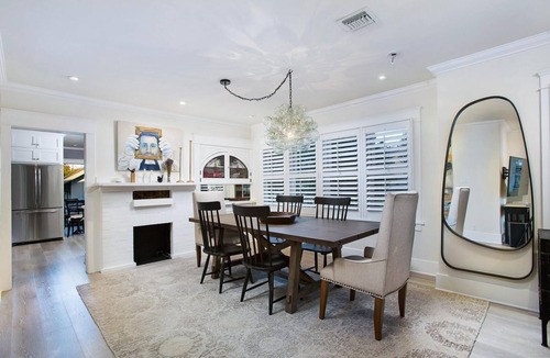 Hollywood Villa | Craftsman Cottage- Historic Prairie Home w/Modern Comfort in Hollywood Hills