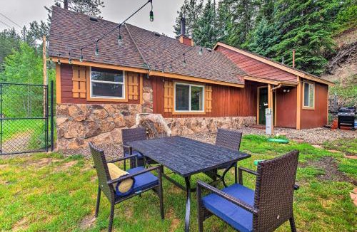 Morrison House | Creekside Morrison Cabin ~ 9 Mi to Red Rocks Park!
