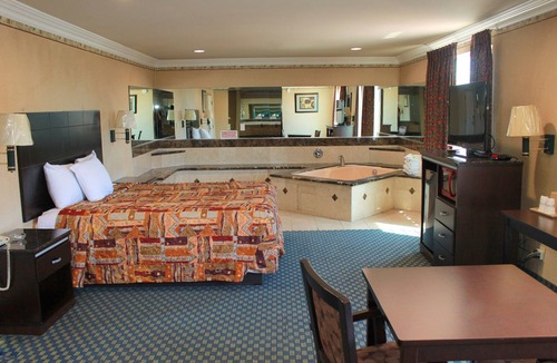 Lennox Hotel | Crystal Inn Suites & Spas