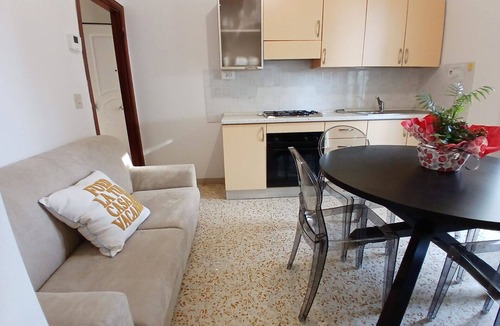 Pinarella Apartment | CV006 - Cervia, elegant two-room apartment with air conditioning
