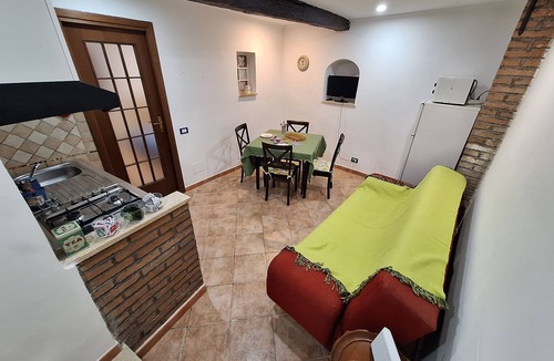 Tivoli Apartment | Da Aunt Marisa the closest apartment to Villa Gregoriana