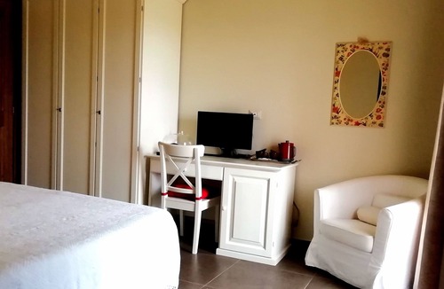 Grotte di Castro House | DALIA double room