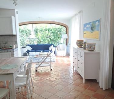 Loreto Aprutino Apartment | Daphne Experience - Home, Harmony and Garden