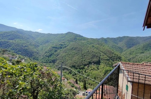 Apricale House | Delightful 3-storey stone house in Apricale