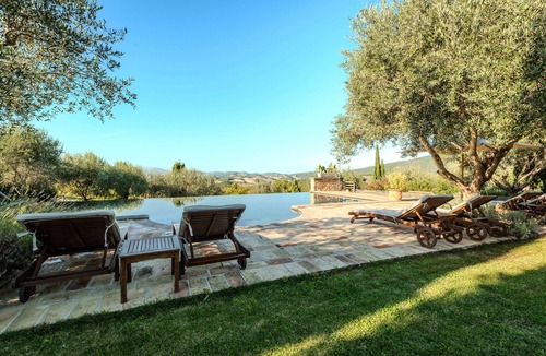 Monterosso Apartment | Deluxe Apartment The Olive Tree Apartment