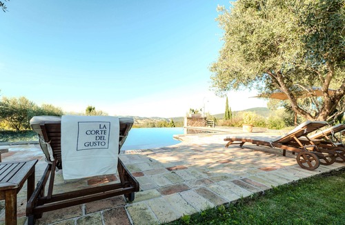 Monterosso Apartment | Deluxe Apartment The Olive Tree Apartment