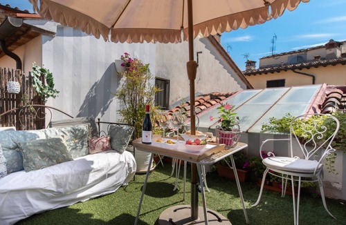 Quartiere di Porta Crucifera Apartment | Deluxe room Chocolate in the heart of Arezzo